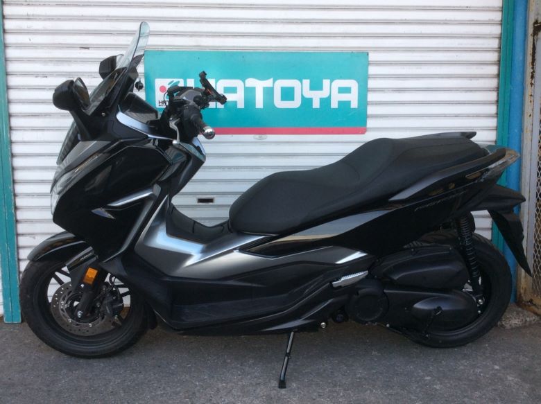 中古 Honda ホンダ フォルツァ 18 バイク詳細