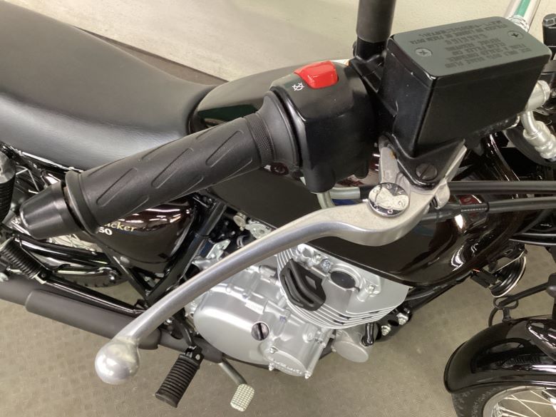 グラストラッカー