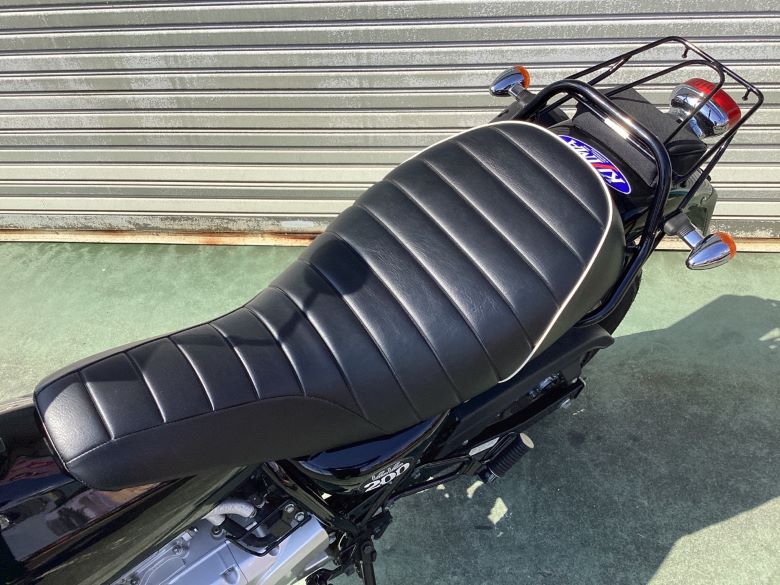 バンバン２００