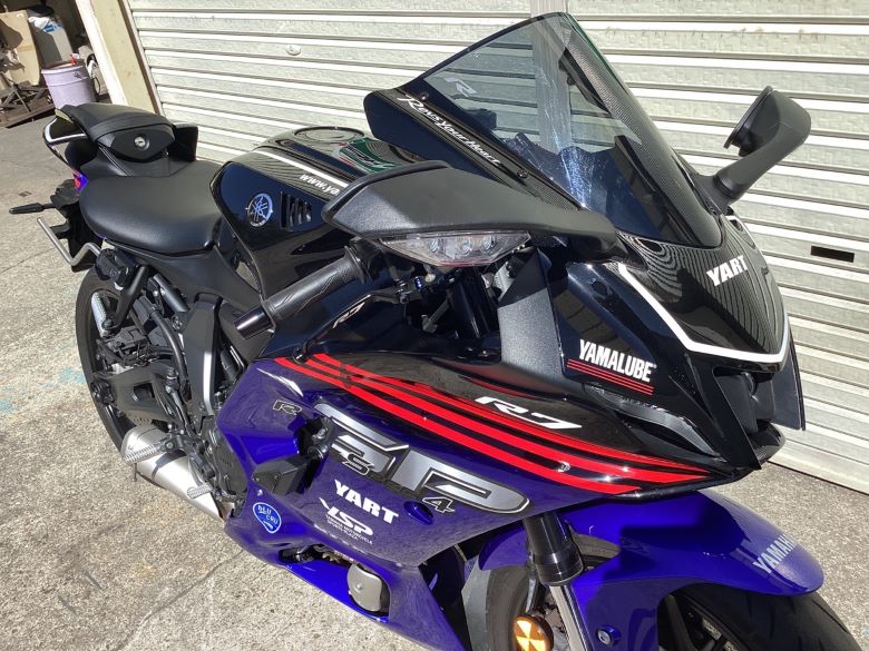 ＹＺＦ−Ｒ７
