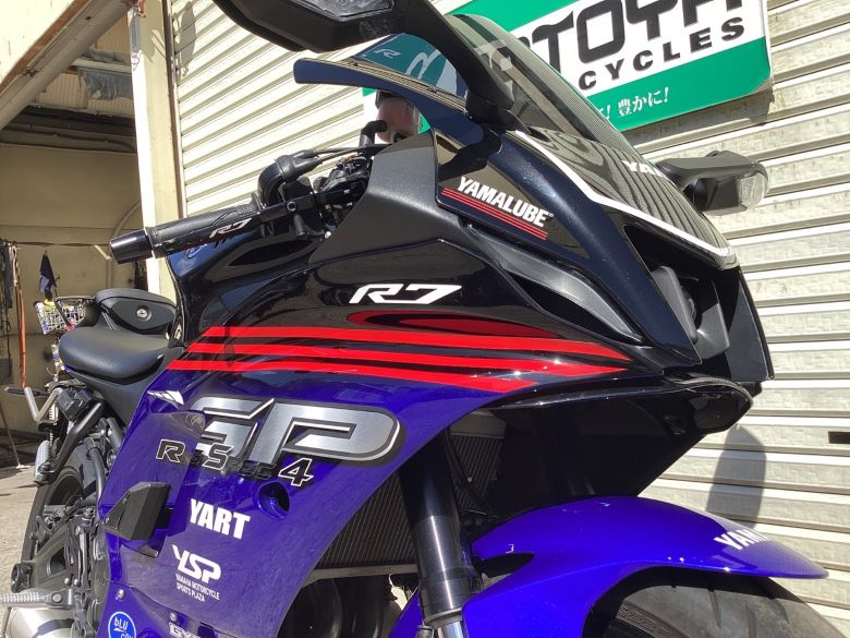 ＹＺＦ−Ｒ７