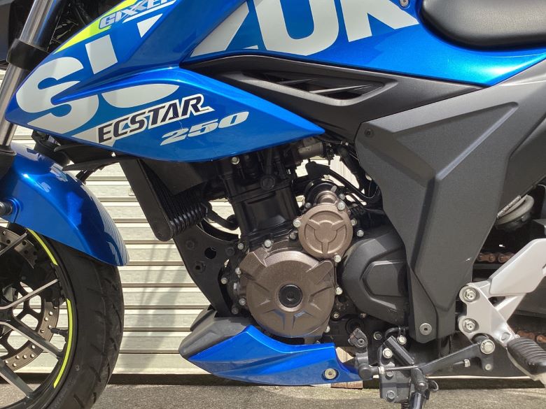 ＧＩＸＸＥＲ　２５０