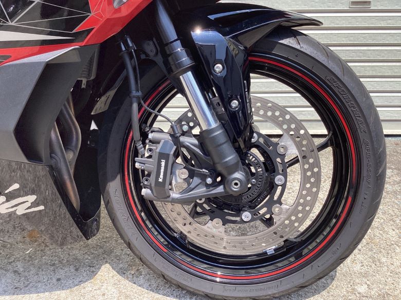 Ｎｉｎｊａ　ＺＸ−２５Ｒ　ＳＥ