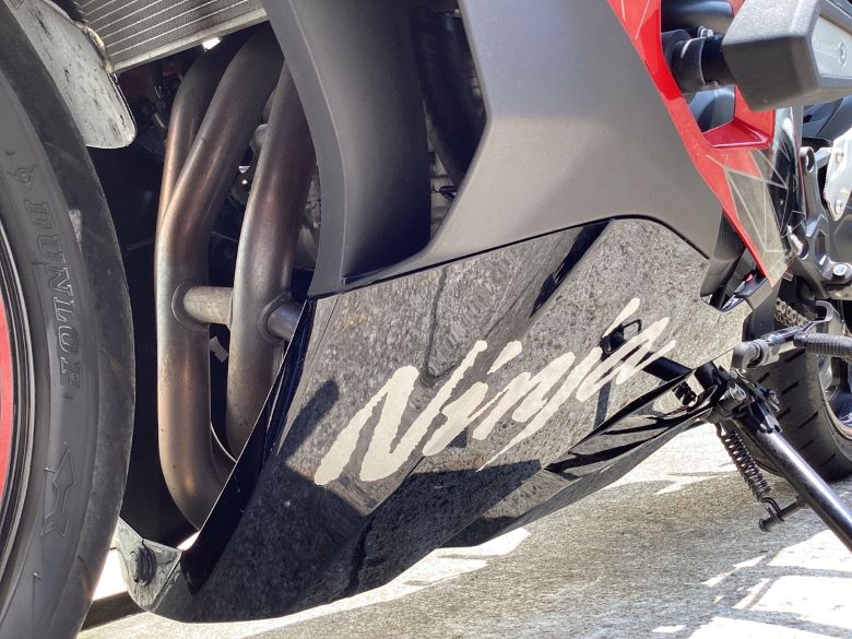 Ｎｉｎｊａ　ＺＸ−２５Ｒ　ＳＥ