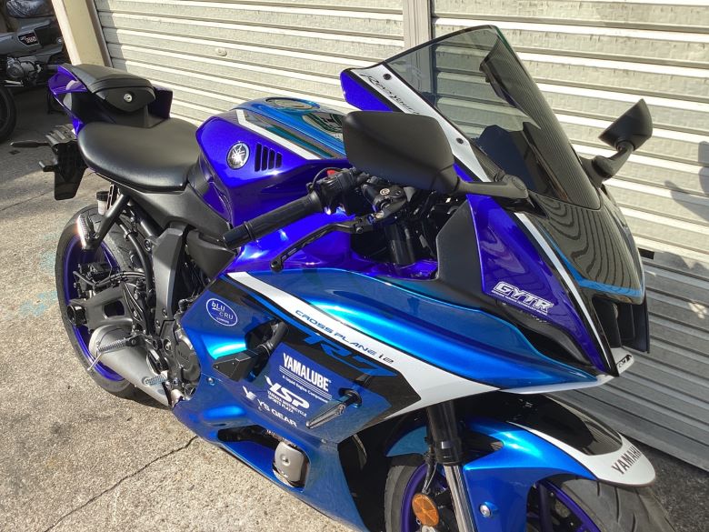ＹＺＦ−Ｒ７
