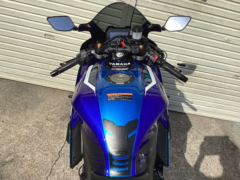 ＹＺＦ−Ｒ７