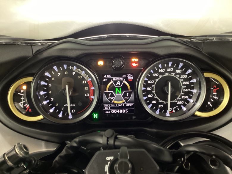 ハヤブサ（ＧＳＸ１３００Ｒ　Ｈａｙａｂｕｓａ）