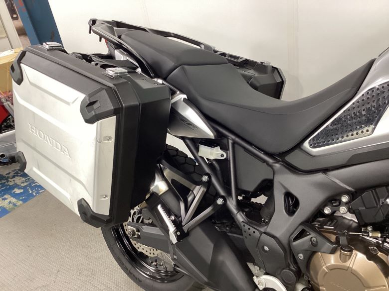 ＣＲＦ１０００Ｌ　アフリカツイン