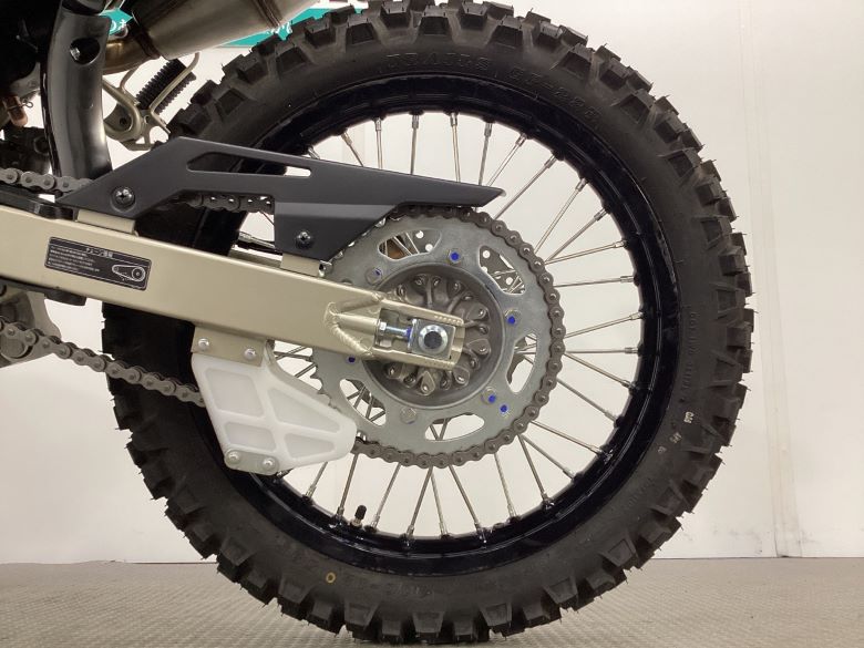 ＫＬＸ２３０シェルパ