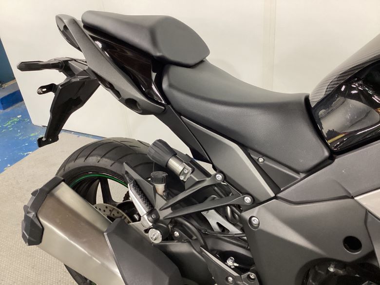 Ｎｉｎｊａ　１０００　ＳＸ