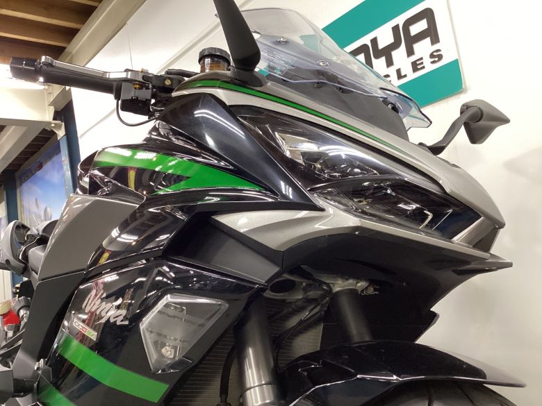 Ｎｉｎｊａ　１０００　ＳＸ