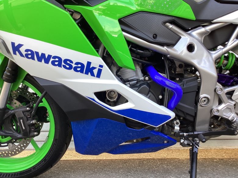 Ｎｉｎｊａ　ＺＸ−４ＲＲ