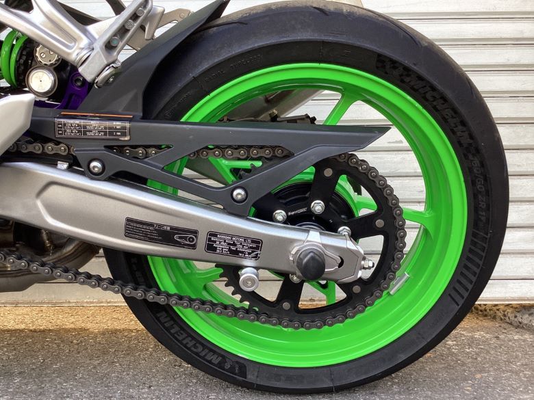 Ｎｉｎｊａ　ＺＸ−４ＲＲ