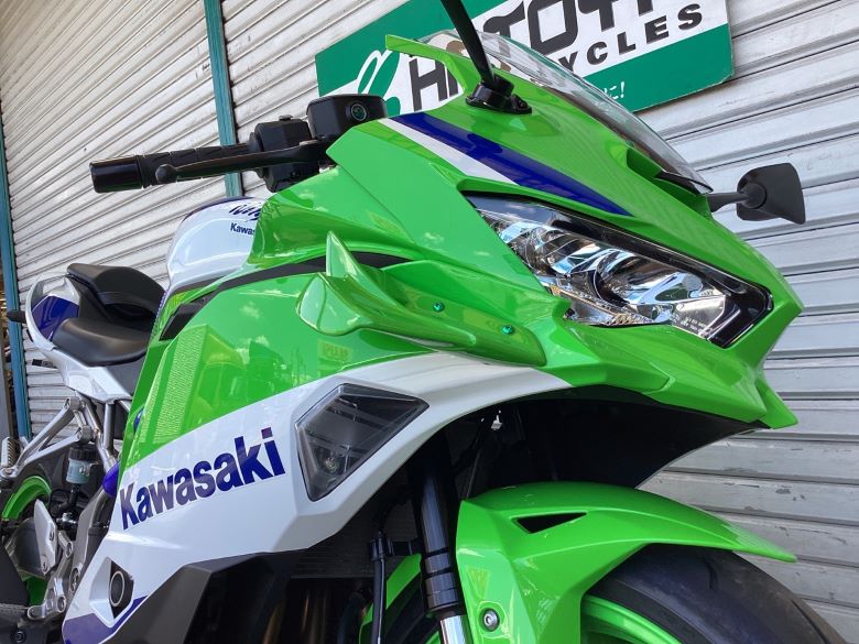 Ｎｉｎｊａ　ＺＸ−４ＲＲ