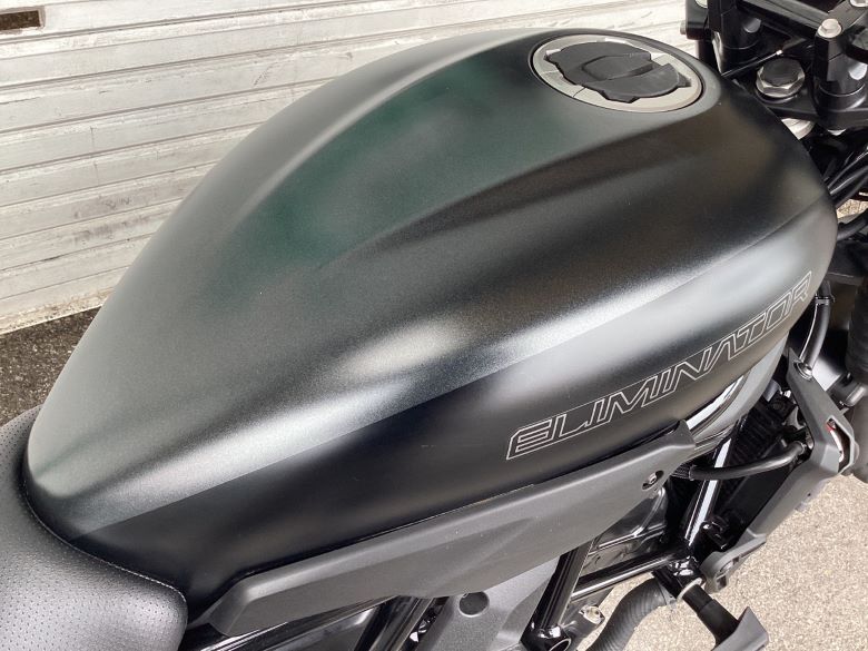 エリミネーター４００ＳＥ