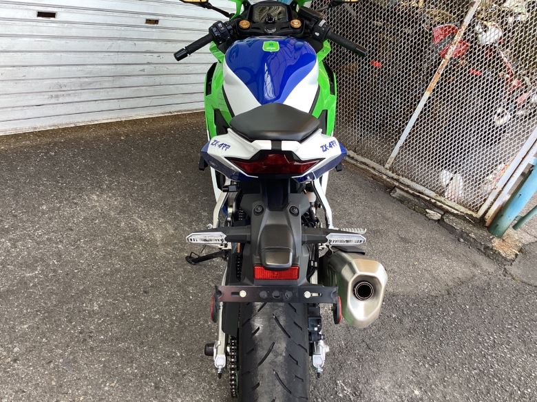 Ｎｉｎｊａ　ＺＸ−４ＲＲ