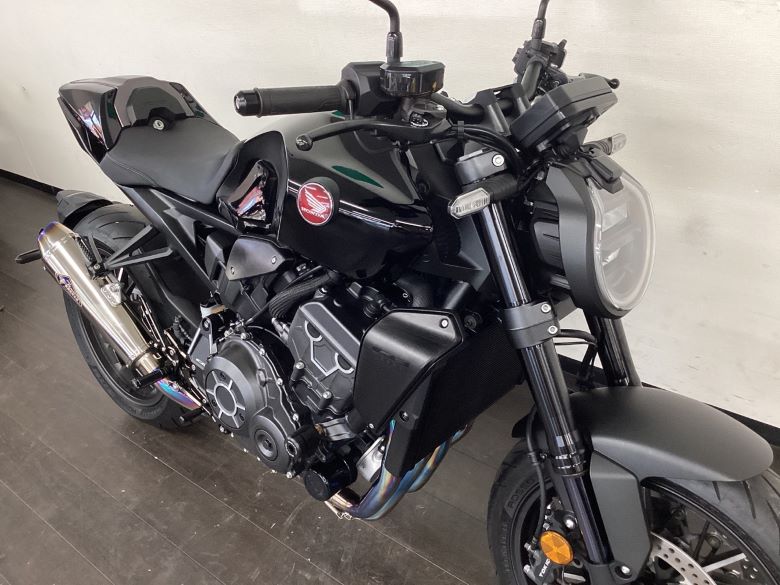 ＣＢ１０００Ｒ