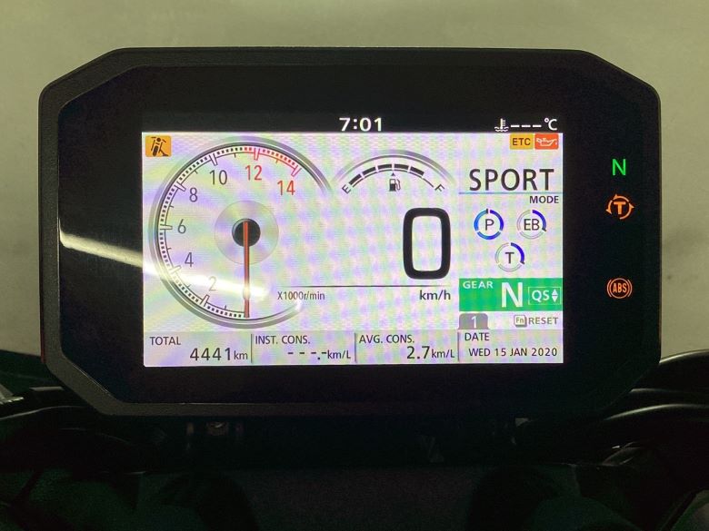 ＣＢ１０００Ｒ