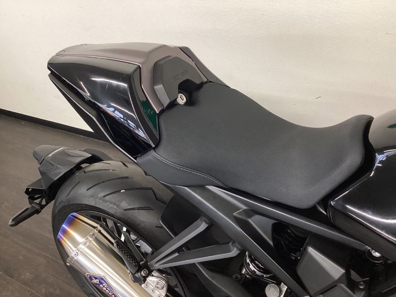 ＣＢ１０００Ｒ