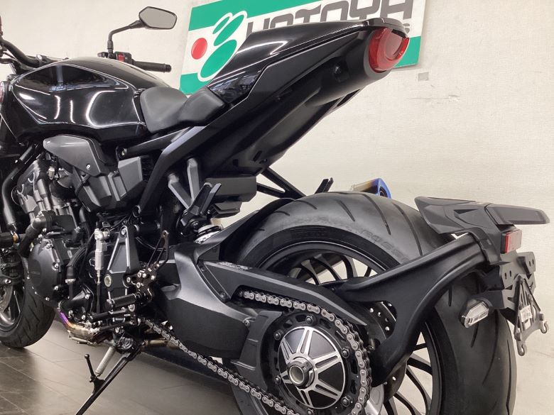 ＣＢ１０００Ｒ