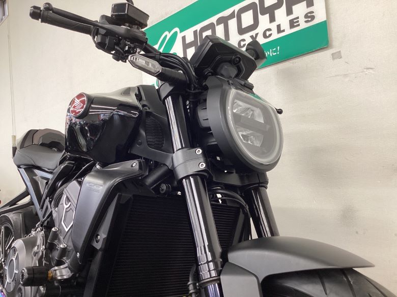 ＣＢ１０００Ｒ