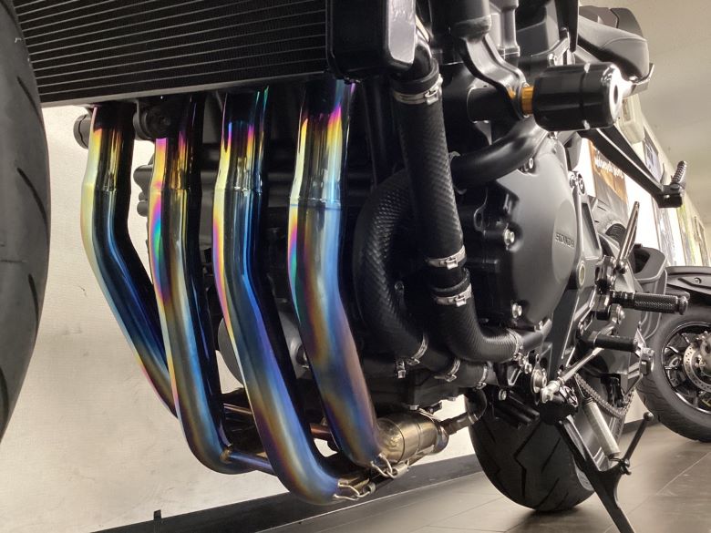 ＣＢ１０００Ｒ