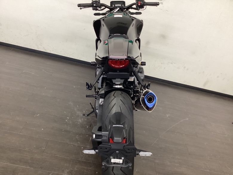 ＣＢ１０００Ｒ