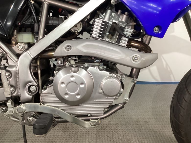 Ｄトラッカー１２５