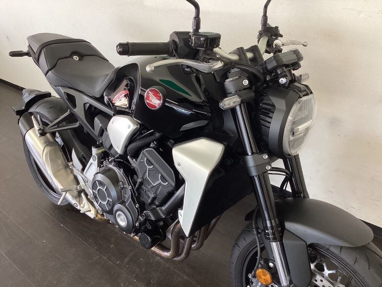 ＣＢ１０００Ｒ