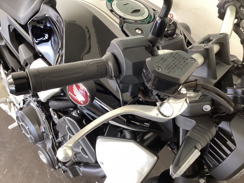 ＣＢ１０００Ｒ