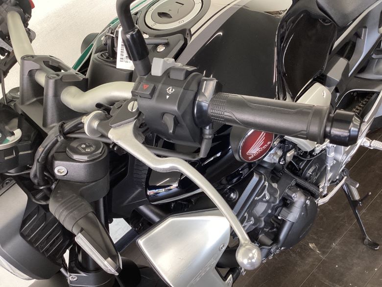 ＣＢ１０００Ｒ