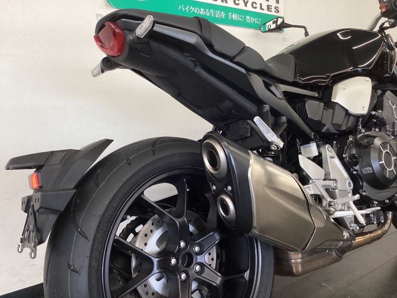 ＣＢ１０００Ｒ