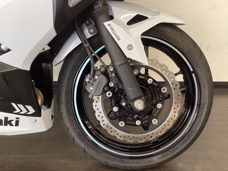 Ｎｉｎｊａ　４００