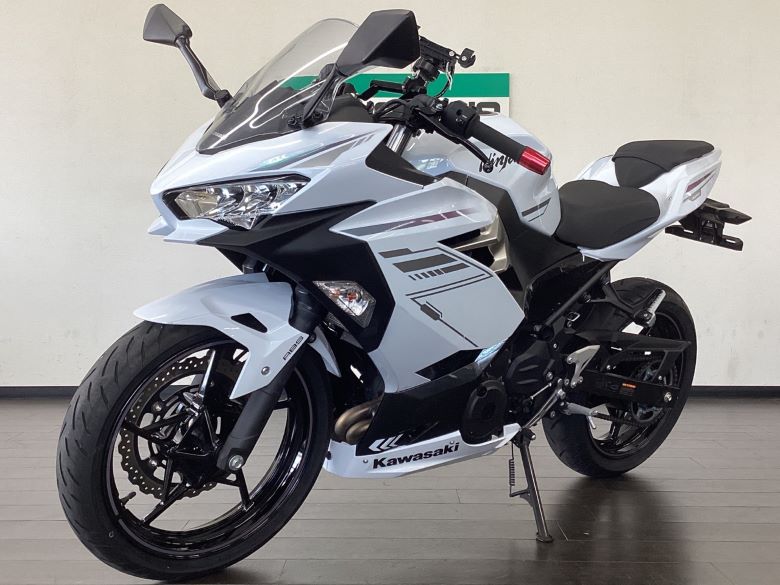 Ｎｉｎｊａ　４００