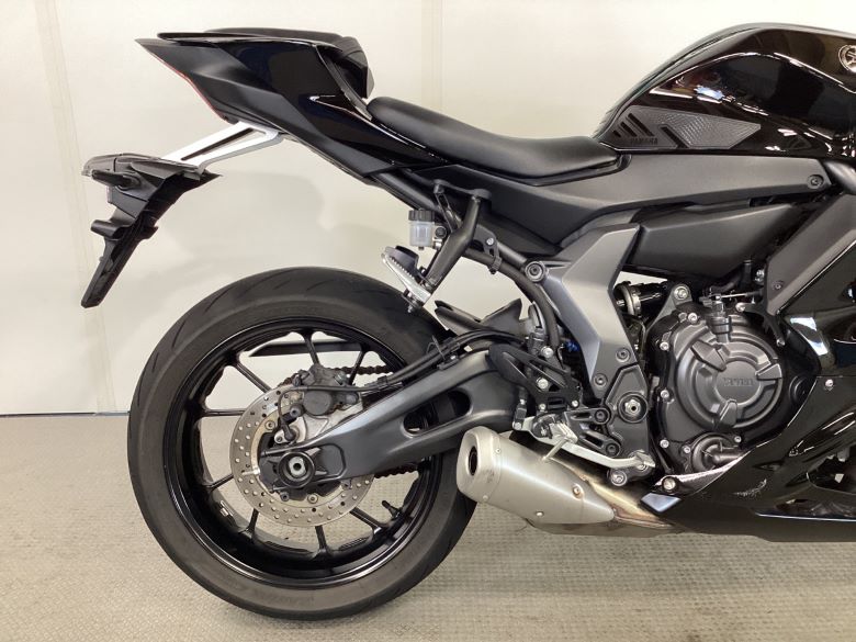 ＹＺＦ−Ｒ７