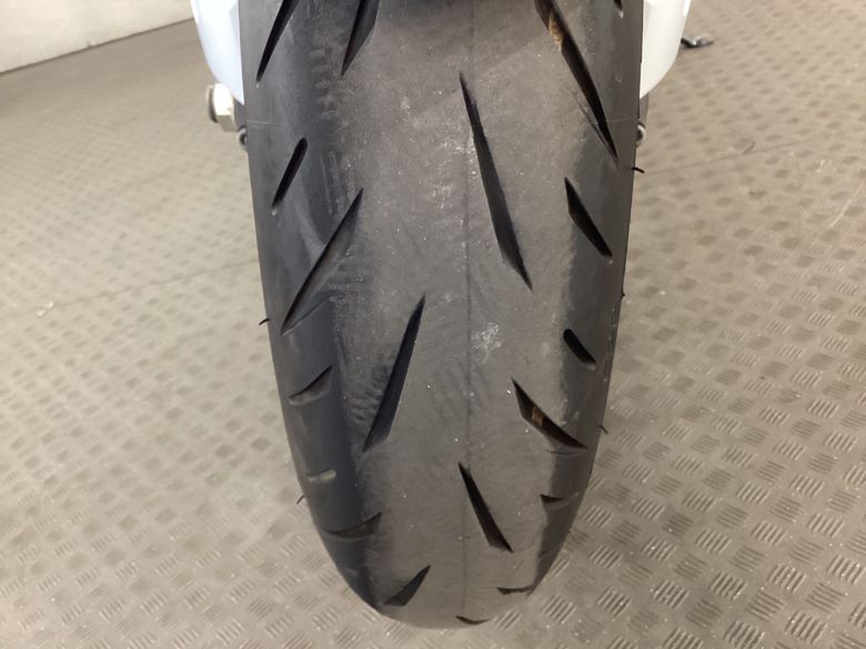 ハヤブサ（ＧＳＸ１３００Ｒ　Ｈａｙａｂｕｓａ）