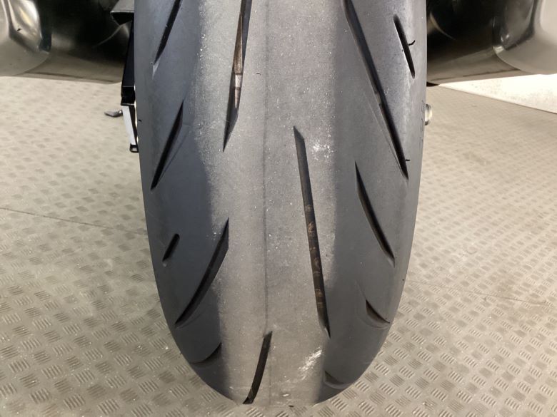 ハヤブサ（ＧＳＸ１３００Ｒ　Ｈａｙａｂｕｓａ）