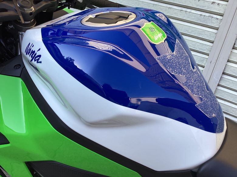 Ｎｉｎｊａ　ＺＸ−４ＲＲ