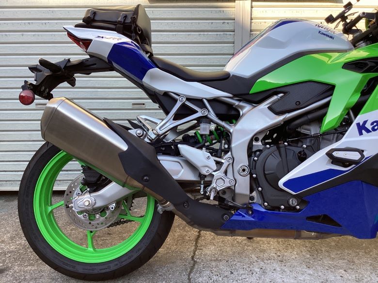 Ｎｉｎｊａ　ＺＸ−４ＲＲ