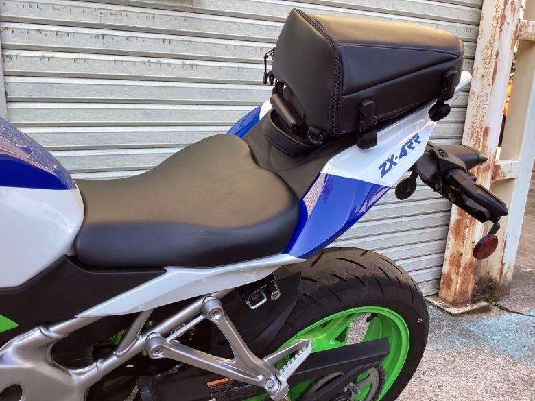 Ｎｉｎｊａ　ＺＸ−４ＲＲ