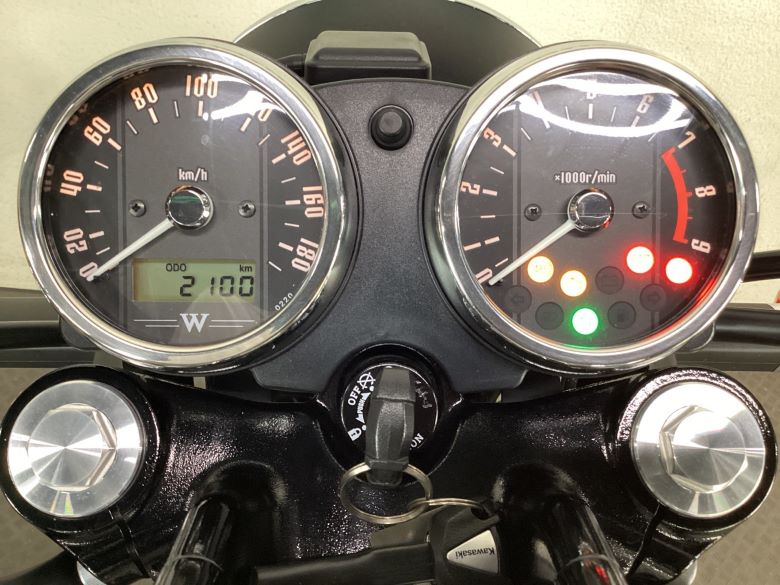 Ｗ８００　ストリート