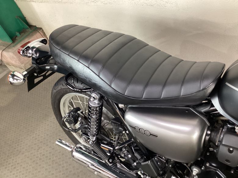 Ｗ８００　ストリート