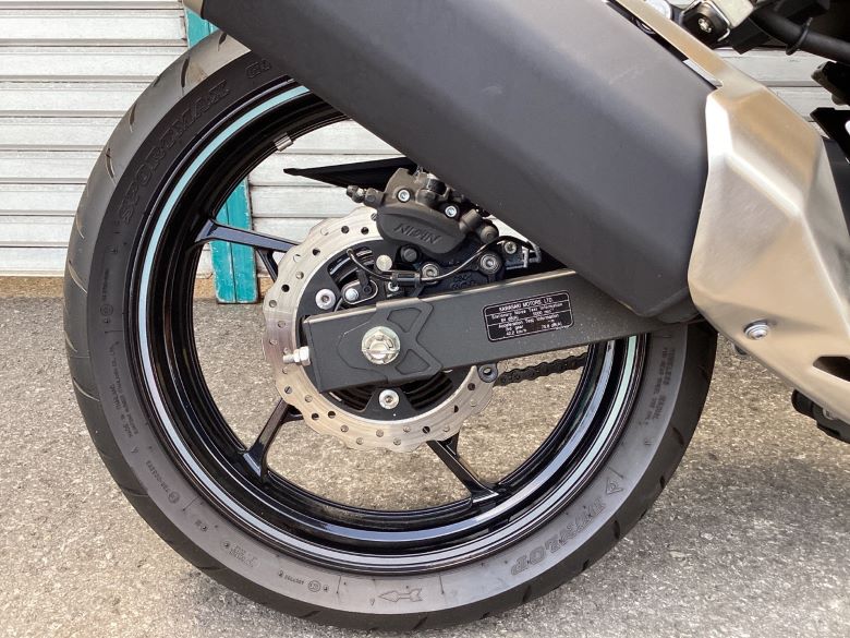 Ｎｉｎｊａ　４００