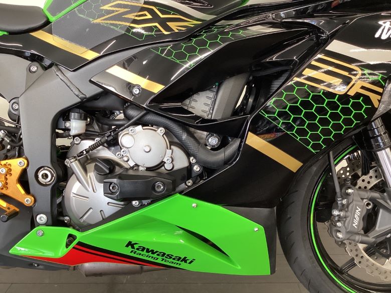 Ｎｉｎｊａ　ＺＸ−６Ｒ