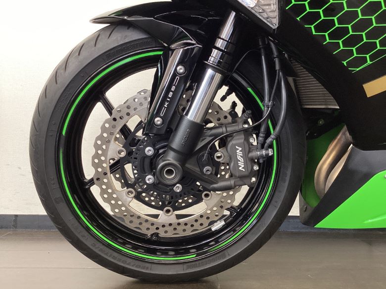 Ｎｉｎｊａ　ＺＸ−６Ｒ