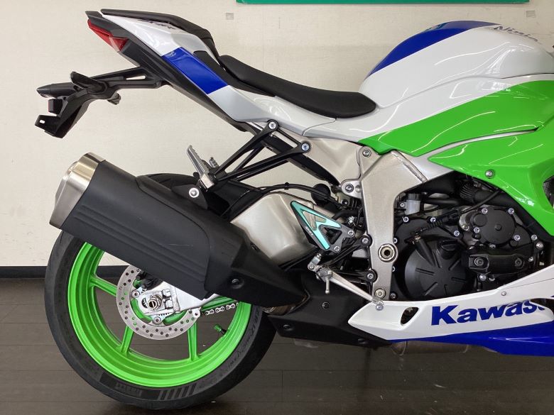 Ｎｉｎｊａ　ＺＸ−６Ｒ