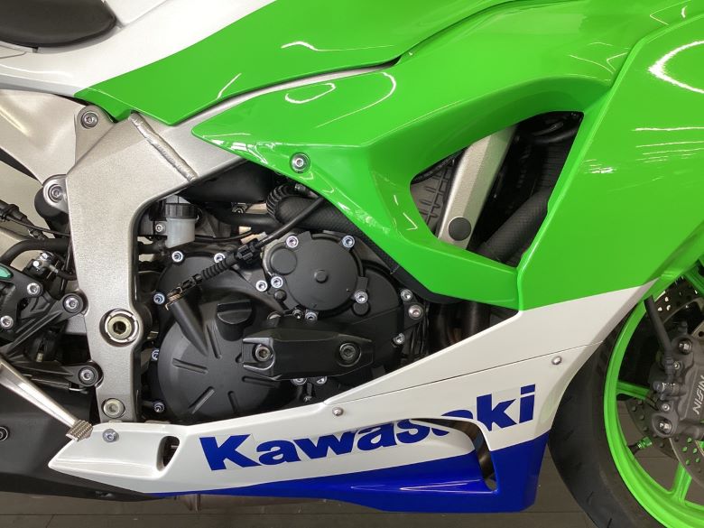 Ｎｉｎｊａ　ＺＸ−６Ｒ
