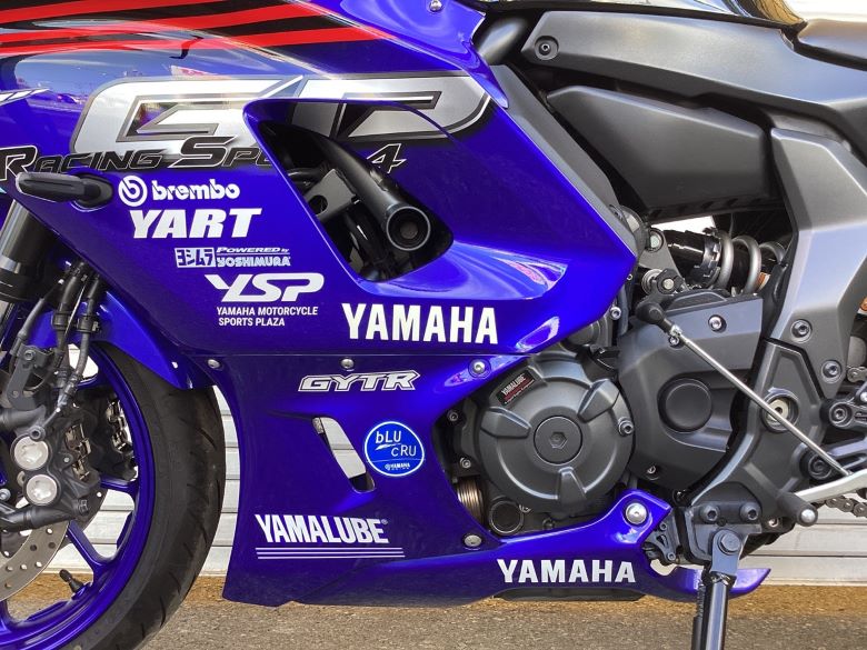 ＹＺＦ−Ｒ７
