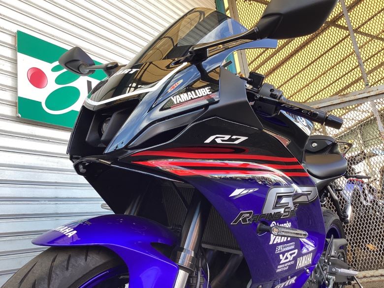 ＹＺＦ−Ｒ７