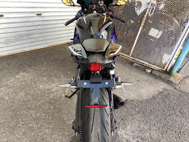 ＹＺＦ−Ｒ７